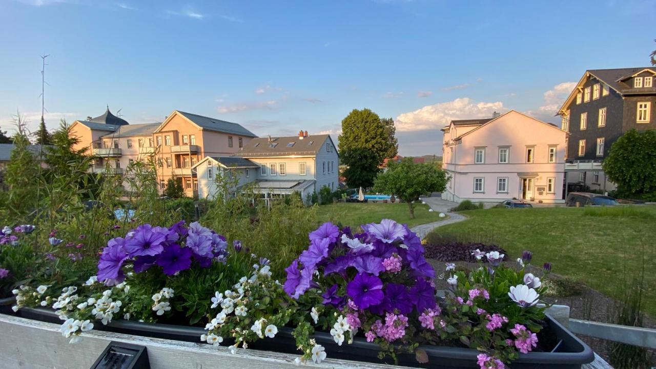 Ferienhaeuschen Gartenblick Friedrichroda Buitenkant foto